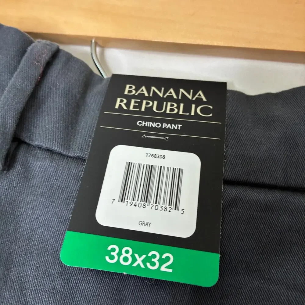 Banana Republic Gray Chino Pants Straight Leg 98% Cotton NWT Mens 38X32